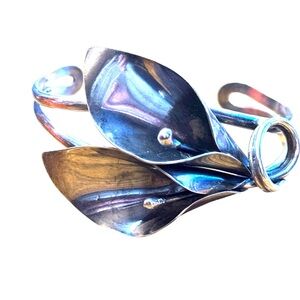 Vintage Niels Erik NE FROM Denmark Cala Lily Sterlingg silver modernist cuff